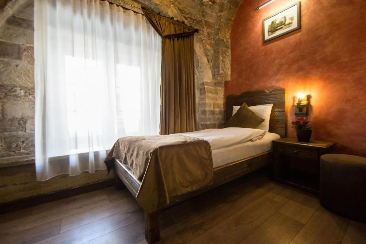 Passage Antique Hotel Баку 0*,  Азербайджан